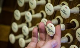 Choral Accompaniment at the Organ: orchestral accompaniments