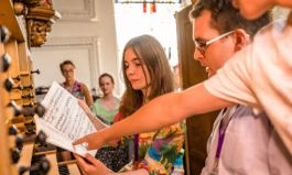 Young organist survey : barriers and opportunities in the profession